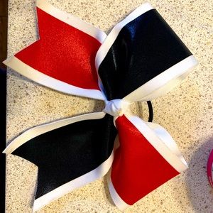 ❤️🖤Black and red cheer bow ❤️🖤